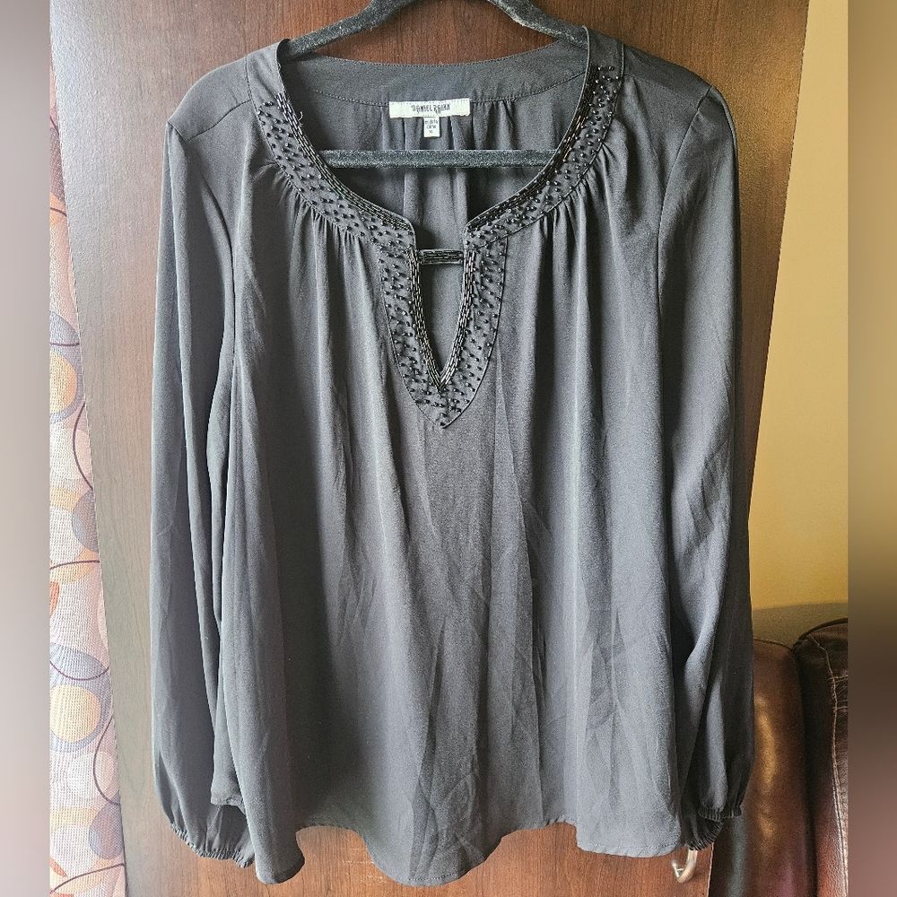 Daniel Rainn Black Blouse with Embroidered Neckline Size XL